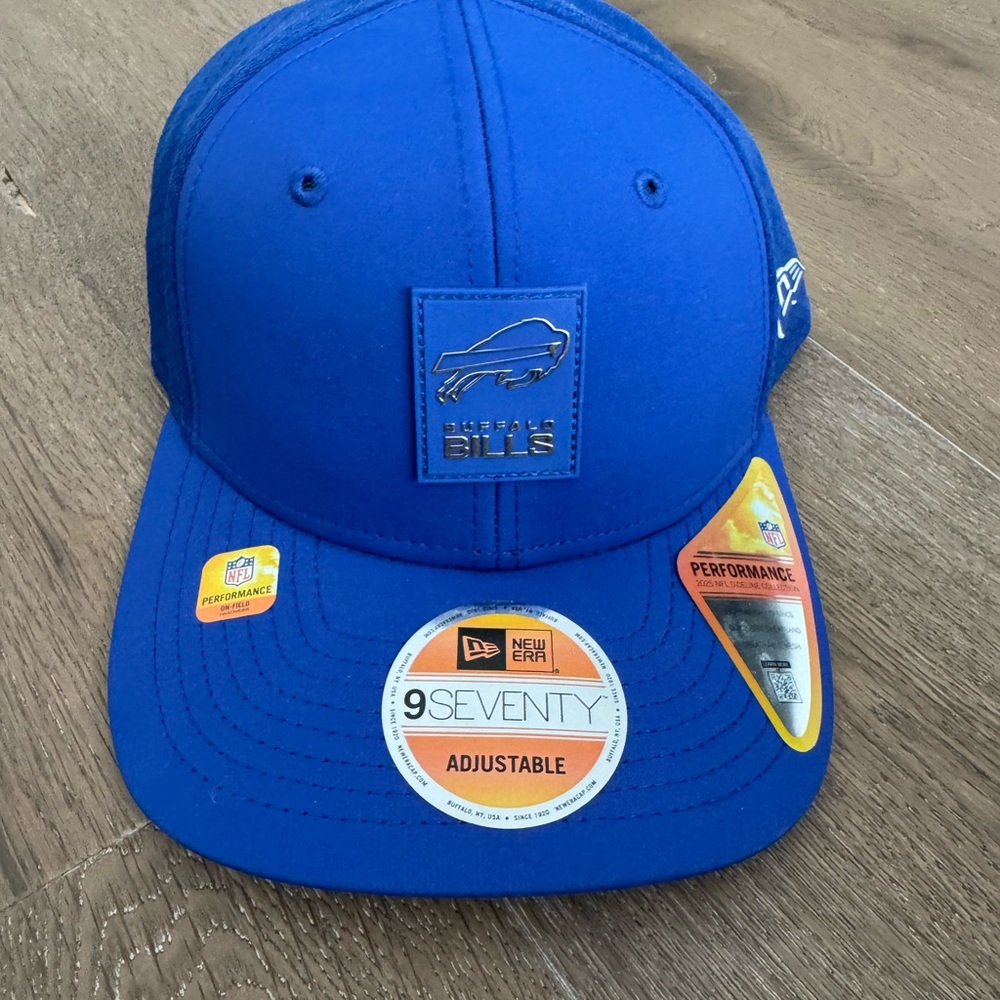 New Era Blue Buffalo Bills Cap new with stickers on